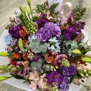 זר סגול כתום ורוד